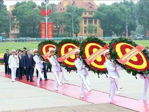 Lãnh đạo Đảng, Nhà nước vào Lăng viếng Chủ tịch Hồ Chí Minh nhân kỷ niệm 81 năm Quốc khánh