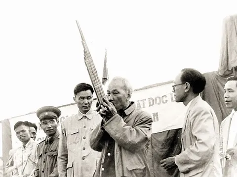 Từ tư tưởng Hồ Chí Minh về Văn hóa, khơi dậy khát vọng phát triển đất nước giàu mạnh, phồn vinh, hạnh phúc