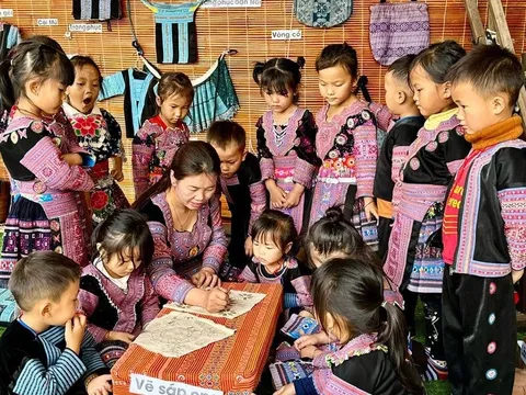 Từ ngày 1/11, trẻ em thuộc đối tượng phổ cập giáo dục mầm non 5-6 tuổi được miễn, giảm, hỗ trợ học phí
