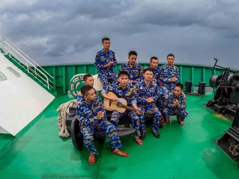 Lính đảo yêu văn nghệ