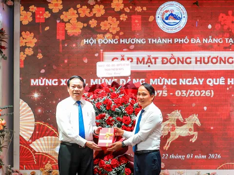 Quê hương rộng hơn từ ngày ấy