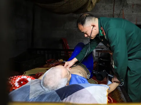 Thành trì lòng dân nơi phên dậu