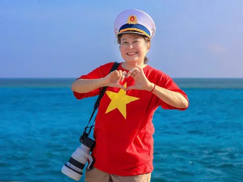 Trường Sa nhòa ống kính