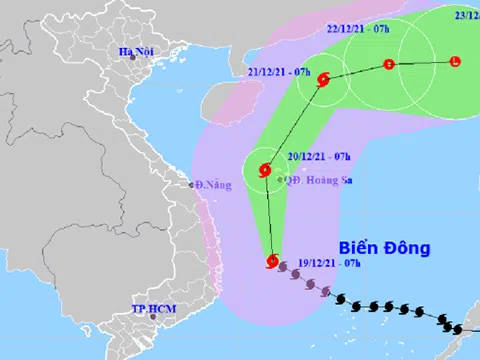 Rai phục hồi cấp siêu bão