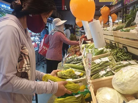 Doanh nghiệp cam kết tăng nguồn cung, giữ giá hàng Tết ổn định ở TP.HCM