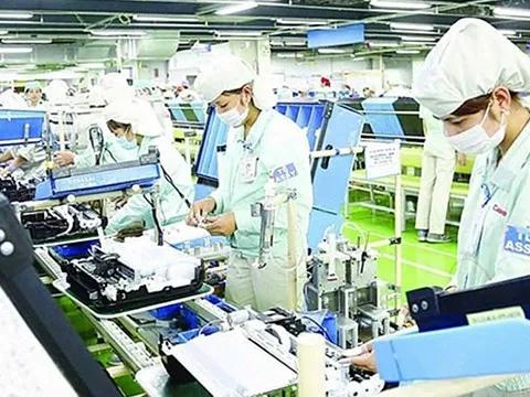 Công nhân nói gì khi trở lại làm việc đầu năm mới?