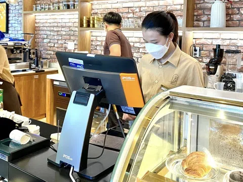 iPOS.vn “phủ cam” mọi ngõ ngách, đưa café cóc lên đời công nghệ