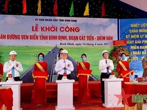 Đồng chí Nguyễn Trọng Nghĩa dự Lễ khởi công tuyến đường ven biển tỉnh Bình Định