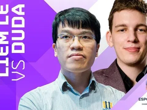 Lê Quang Liêm hạ gục nhà vô địch World Cup sau khi thắng Vua cờ Carlsen