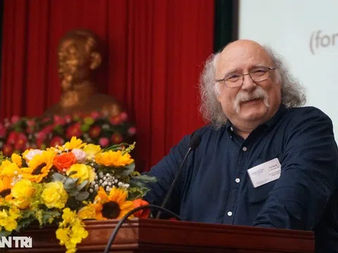 Nhà Nobel Vật lý Duncan Haldane: "Thấy kim cương phải biết nhận ra"