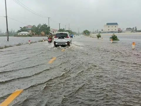 Các tỉnh Trung bộ chủ động ứng phó mưa lũ, đề phòng sạt lở đất