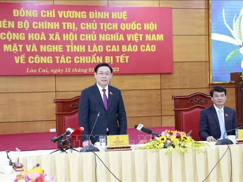 Chủ tịch Quốc hội thăm, làm việc và chúc Tết tại tỉnh Lào Cai