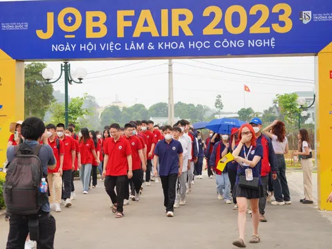 Hàng trăm cơ hội việc làm tại “Job Fair 2023 - Your Career We Care”