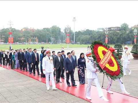 Lãnh đạo Đảng, Nhà nước vào Lăng viếng Chủ tịch Hồ Chí Minh