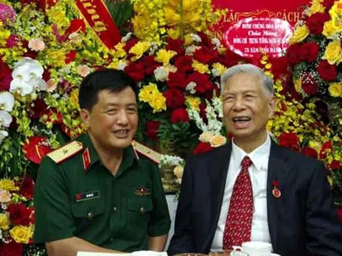 Làng tôi có 2 trung tướng anh hùng