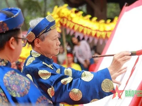 Mỹ tục xin chữ đầu xuân