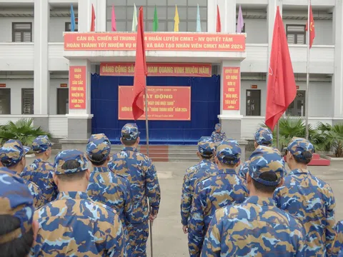 Trung tâm huấn luyện Vùng 3 Hải quân hưởng ứng “Ngày Chủ nhật xanh”