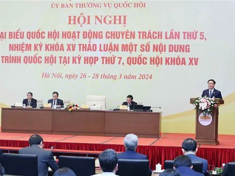 Đại biểu Quốc hội chuyên trách cho ý kiến về 8 dự án luật trình Quốc hội tại kỳ họp thứ 7