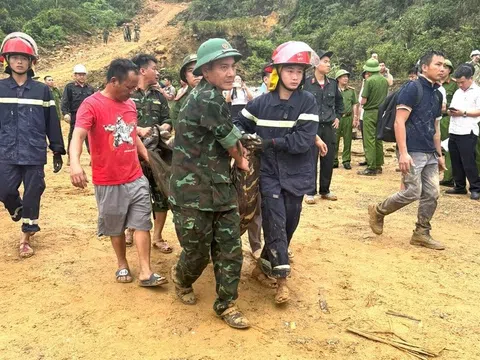 Thủ tướng Chính phủ yêu cầu tập trung khắc phục hậu quả sự cố sạt lở đất tại Kỳ Liên (Hà Tĩnh)