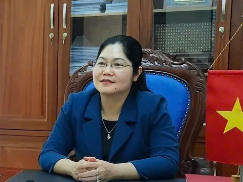 Phê chuẩn bà Hoàng Thu Trang làm Phó Chủ tịch UBND tỉnh Bắc Kạn