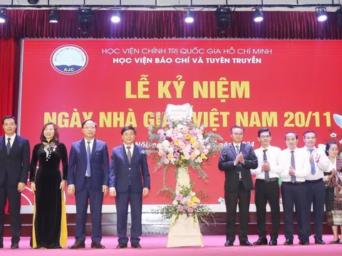 Học viện Báo chí và Tuyên truyền long trọng kỷ niệm 42 năm Ngày Nhà giáo Việt Nam