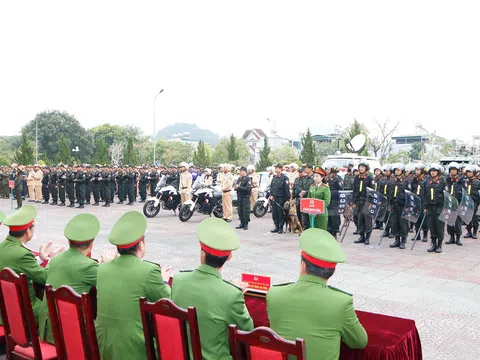 Công an Lai Châu ra quân mở đợt cao điểm tấn công trấn áp tội phạm đảm bảo ANTT dịp tết nguyên đán Ất Tỵ năm 2025