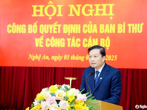 Ông Lê Hồng Vinh giữ chức Phó Bí thư Tỉnh ủy Nghệ An