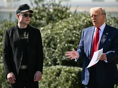 Elon Musk “chạnh lòng” nói lời tạm biệt với chính quyền Trump