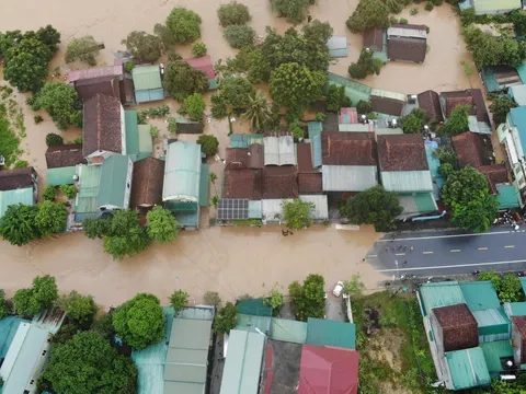 Nghệ An: Sông Cả nguy cơ lũ lớn chưa từng có, Thủ tướng yêu cầu ứng phó khẩn cấp