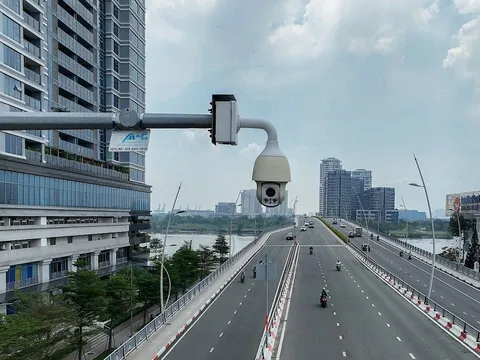 TP.HCM lắp hàng trăm camera kiểm soát khí thải phương tiện