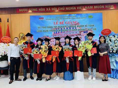 Hơn 90% sinh viên tốt nghiệp loại khá, giỏi: Khẳng định giá trị của hệ vừa làm vừa học