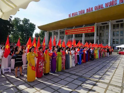 Thầy trò trường THPT Việt Đức quyết tâm bước vào kỷ nguyên hội nhập