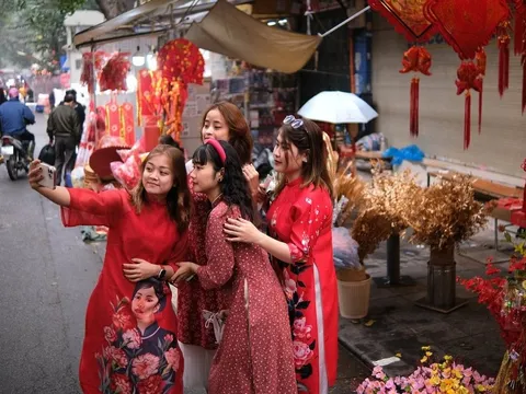 Công chức và người lao động có thể được nghỉ 9 ngày dịp Tết Nguyên đán 2026