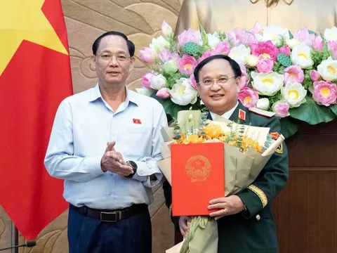 Ông Trần Đức Thuận làm Phó Chủ nhiệm Ủy ban Quốc phòng, An ninh và Đối ngoại