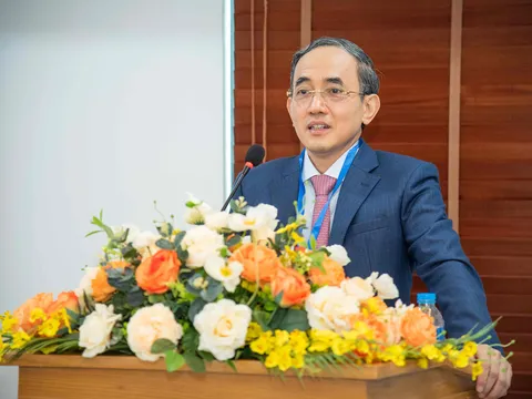 Tỷ phú Hồ Xuân Năng: Từ người thầy đam mê giáo dục đến đề cử chức danh giáo sư năm 2025