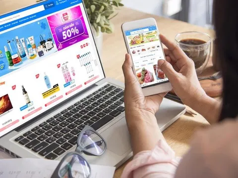 Hàng giả tràn lan trên mạng, cần minh bạch người bán trực tuyến