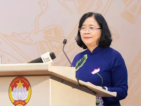 Bà Bùi Thị Minh Hoài làm Chủ tịch Ủy ban Trung ương MTTQ Việt Nam