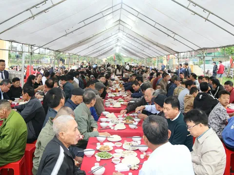 “Bữa cơm đại đoàn kết” – Nét đẹp văn hóa gắn kết cộng đồng ở xã Hưng Nguyên Nam, Nghệ An