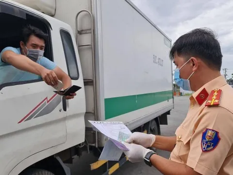 Thực hư thông tin CSGT kiểm tra giấy khám sức khỏe của tài xế