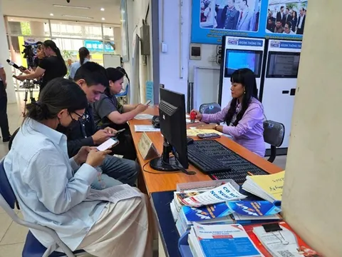 Năm 2025, lao động trên 40 tuổi bị mất việc nhiều nhất