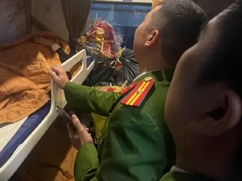 Giải cứu thiếu nữ bị "bắt cóc online"