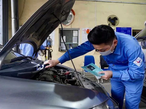 Từ 1/3, ô tô sẽ được cấp giấy chứng nhận kiểm định điện tử, tiến tới bỏ tem dán từ năm 2027