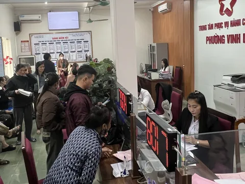 Nghệ An lập danh sách điều động công chức từ nơi thừa sang chỗ thiếu