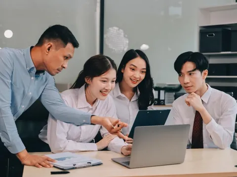 Đầu 2026, việc làm tăng mạnh sau giai đoạn thắt chặt nhân sự