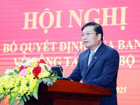 Chân dung tân Chủ tịch UBND, HĐND tỉnh Quảng Trị