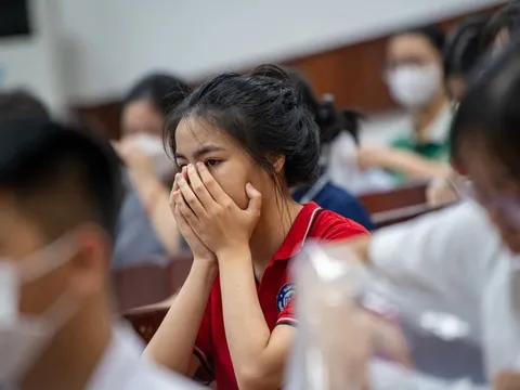 Áp lực vào lớp 10 công lập tại Hà Nội ngày càng lớn