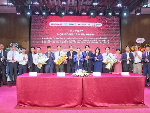 Ký kết hợp đồng cấp tín dụng: Dự án đầu tư xây dựng cao tốc Ninh Bình - Hải Phòng 