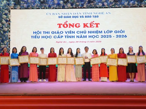 Nghệ An: 76 giáo viên chủ nhiệm giỏi cấp tiểu học được tuyên dương
