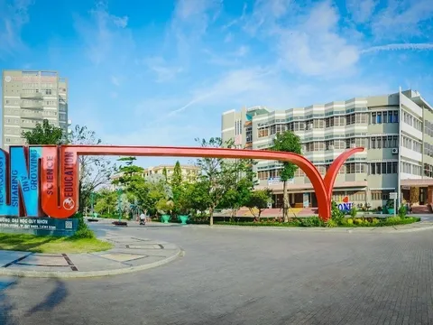 Một doanh nghiệp liên tiếp trúng 5 gói chỉ định thầu tại trường Đại học Quy Nhơn