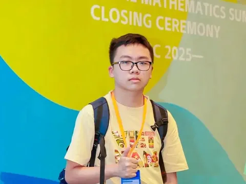 Tấm Huy chương vàng đặc biệt của Việt Nam tại Olympic Toán Châu Á
